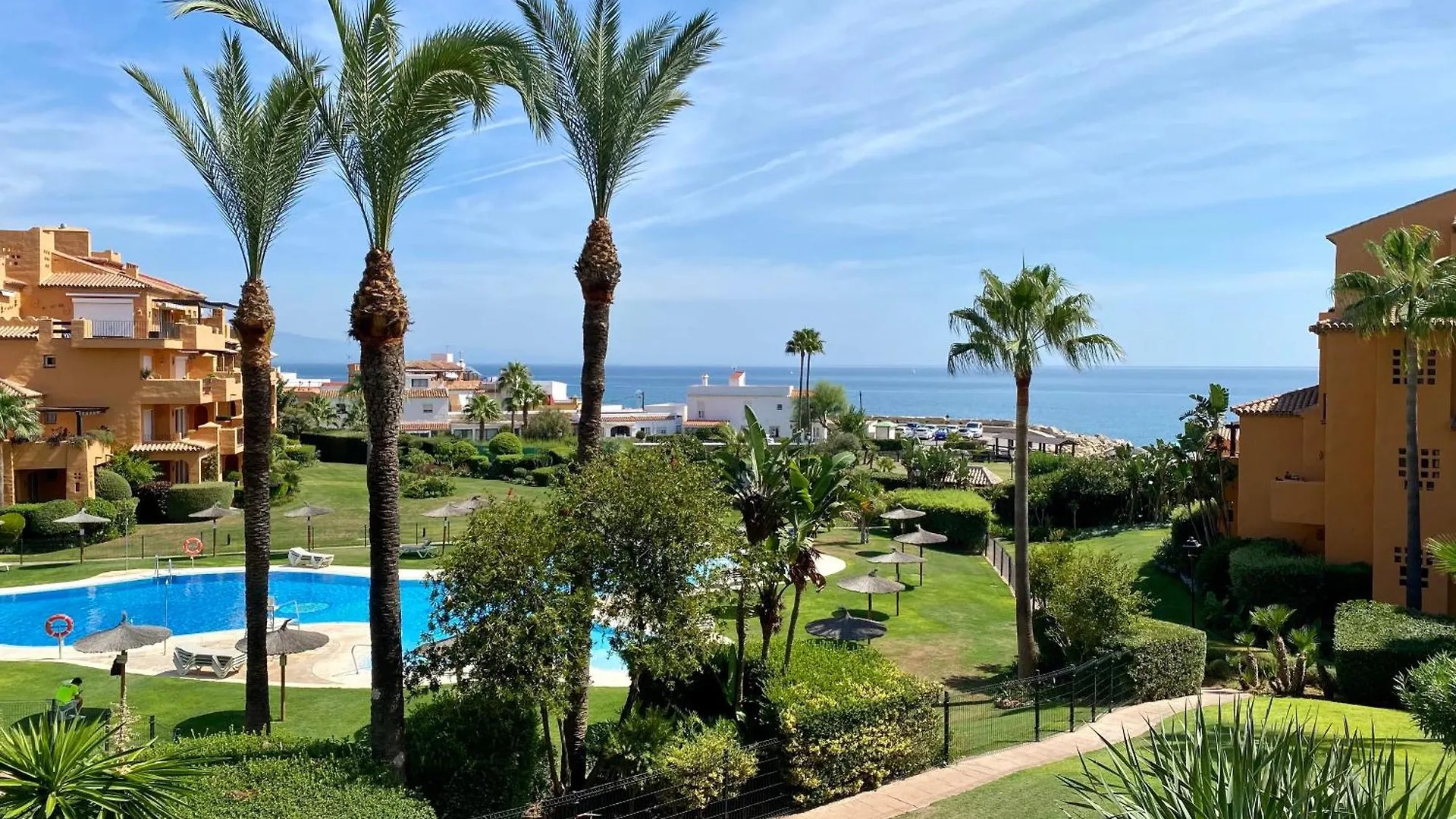 Los Granados De La Duquesa San Luis de Sabinillas